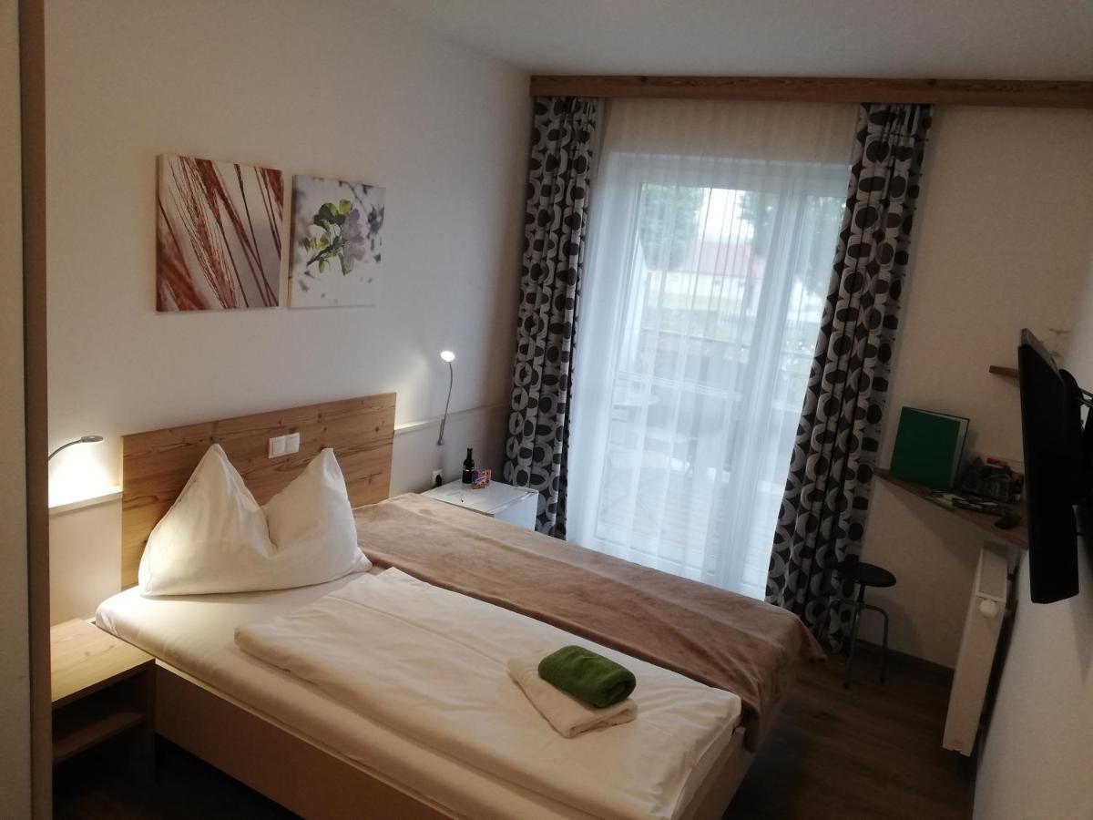 Hotel & Fruehstueckspension Raabtal Feldbach Kültér fotó